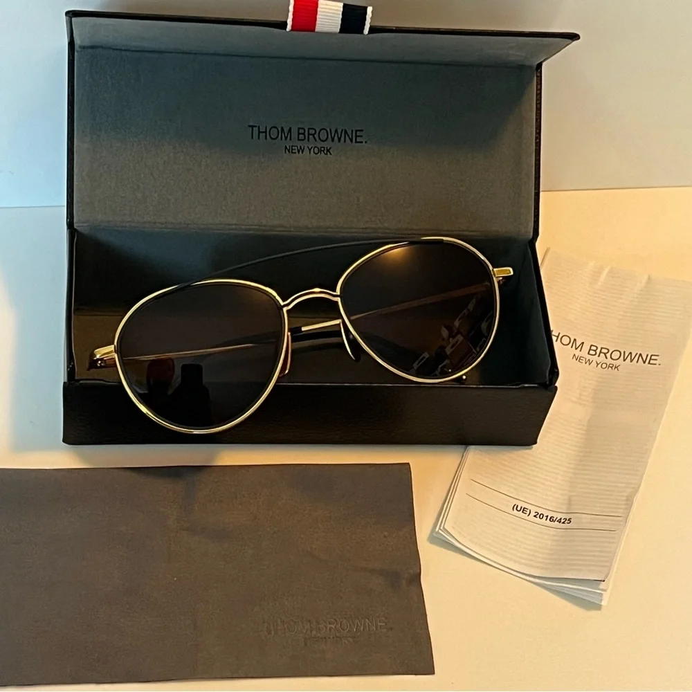 Thom Browne details fit